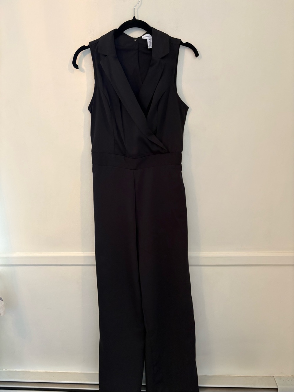 Sincerely Jules Women’s Black Sleeves Jumpsuit Crossover Bodice -Sz M